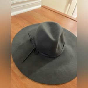 Club Monaco Wool ‘Truda’ Hat - BNWT